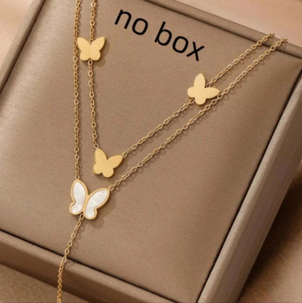 🦋🦋NEW🦋🦋 GORGEOUS!! SS Double Layer Mother of Pearl Butterfly Necklace